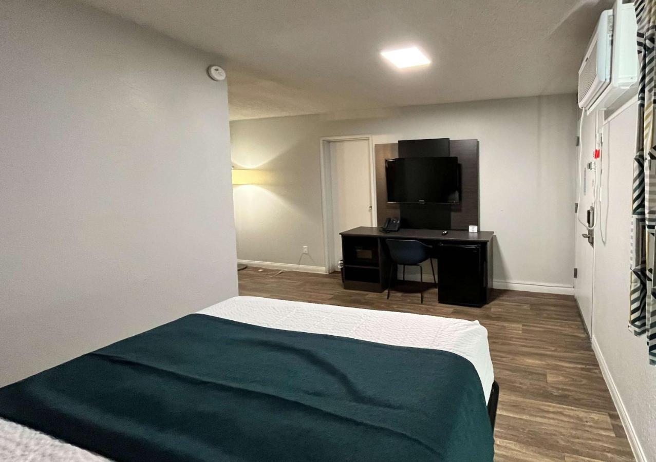 Motel 6 Las Vegas Nv Downtown Fremont St Ngoại thất bức ảnh